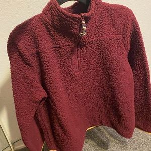 ✨maroon sherpa quarter zip!